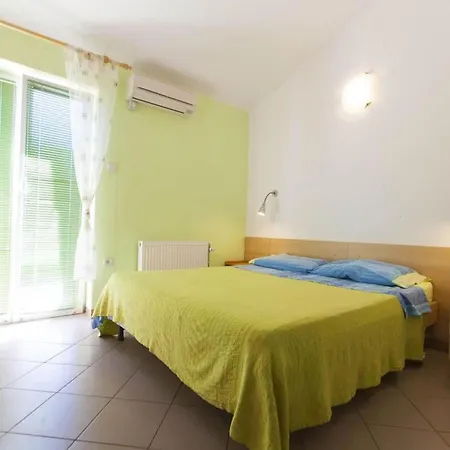 Vedorna Grosses Wellness-haus In Strandnaehe- By Interhome Vakantiehuis